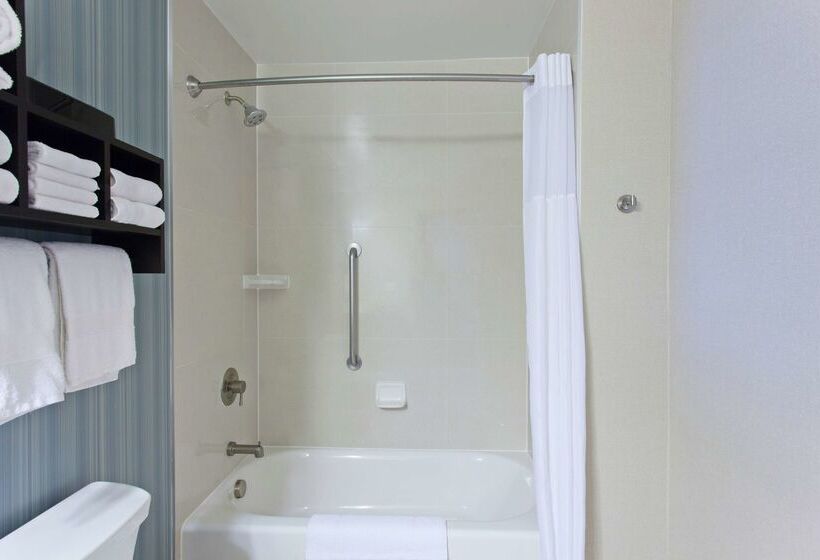 فندق Hampton Inn Morgan Hill