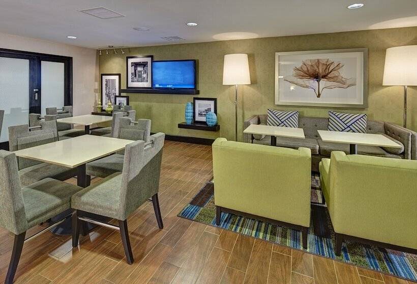 فندق Hampton Inn Morgan Hill