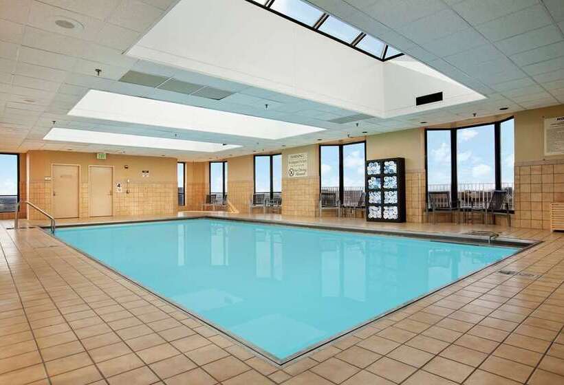 酒店 Hilton Rosemont Chicago O'Hare