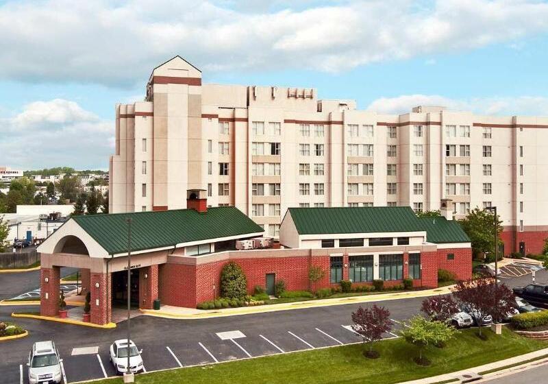 فندق Homewood Suites By Hilton Falls Church   I 495 At Rt. 50