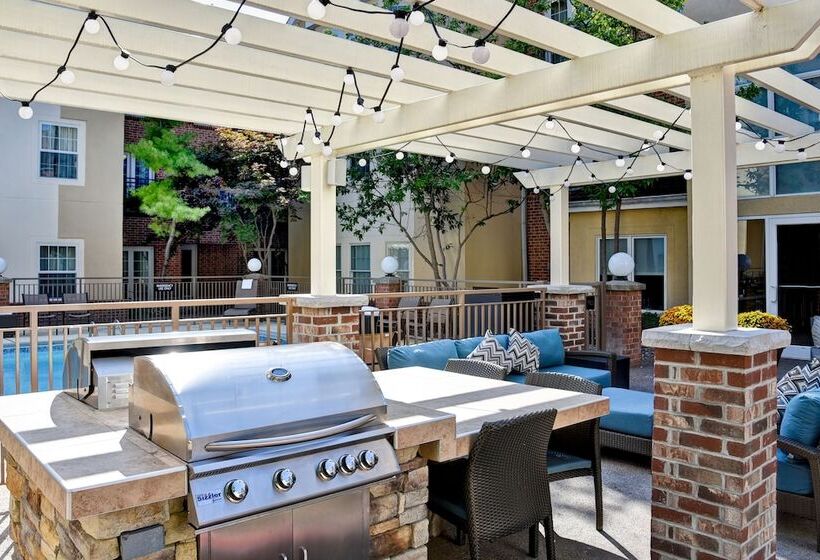 فندق Homewood Suites By Hilton Kansas Cityairport