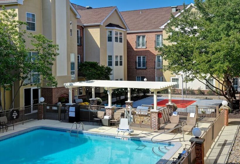 فندق Homewood Suites By Hilton Kansas Cityairport