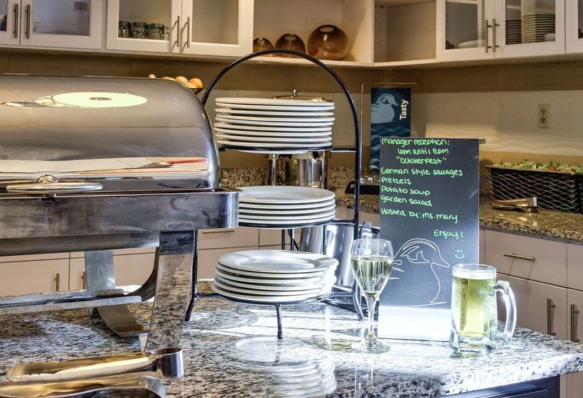 ホテル Homewood Suites By Hilton Mobile Airport University Area