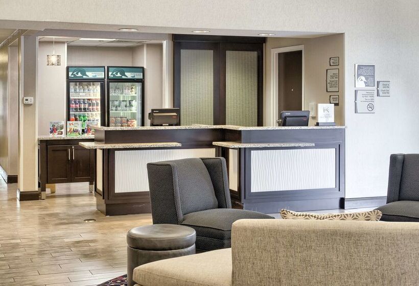 هتل Homewood Suites By Hilton Mobile Airport University Area
