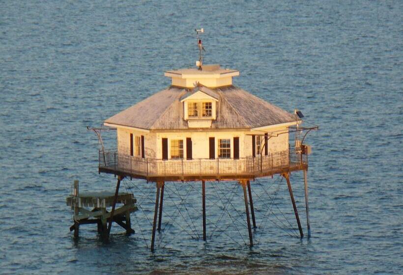 هتل Homewood Suites By Hilton Mobile Airport University Area