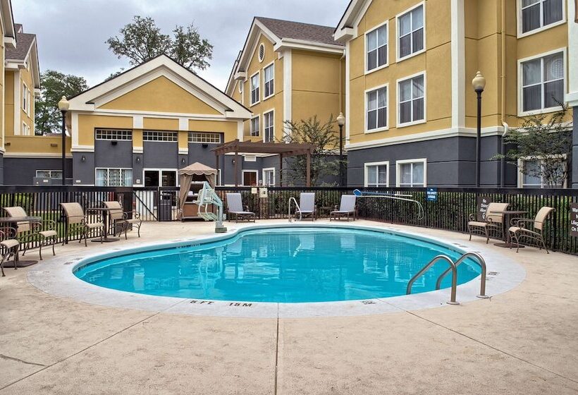 هتل Homewood Suites By Hilton Mobile Airport University Area
