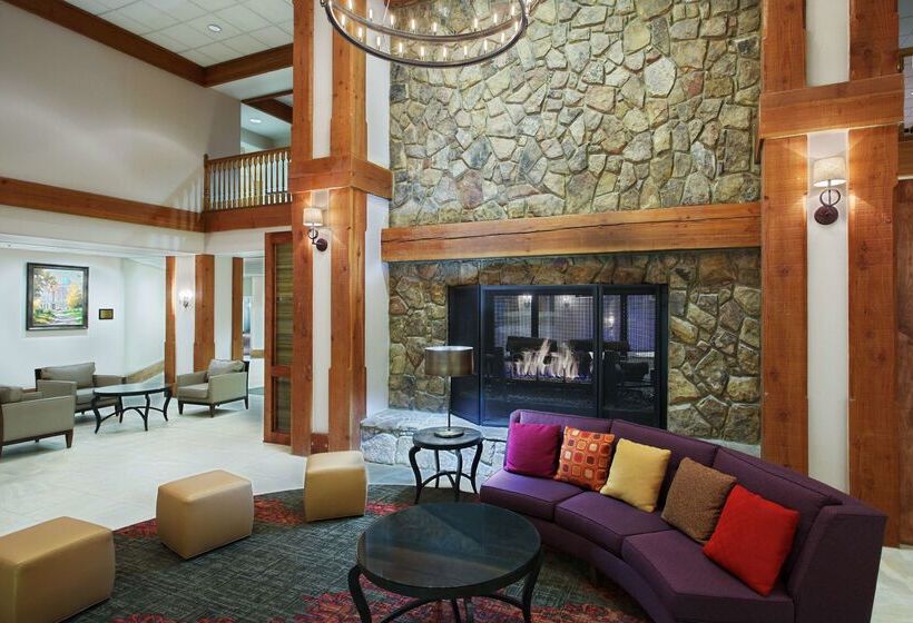 هتل Homewood Suites By Hilton Raleighcrabtree Valley