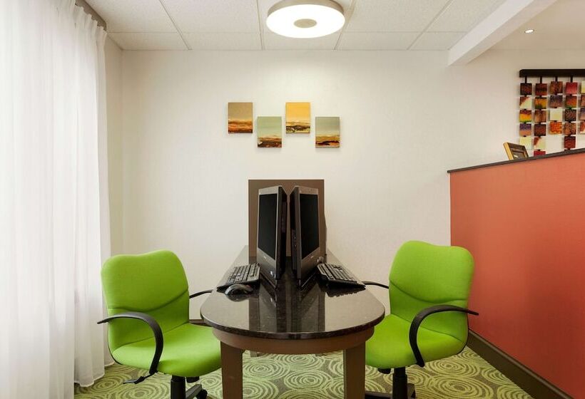 فندق Homewood Suites By Hilton Reading