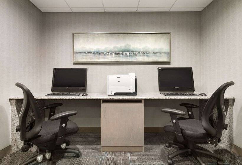 هتل Homewood Suites By Hilton Williamsburg