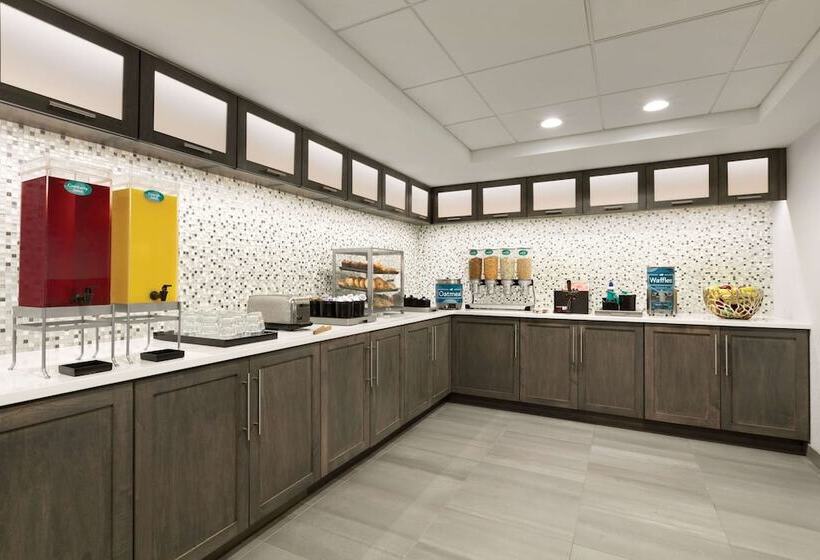 هتل Homewood Suites By Hilton Williamsburg