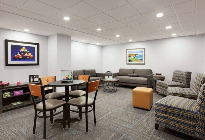 هتل Homewood Suites By Hilton Williamsburg