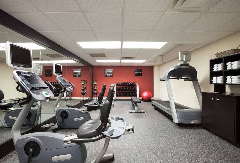 هتل Homewood Suites By Hilton Williamsburg