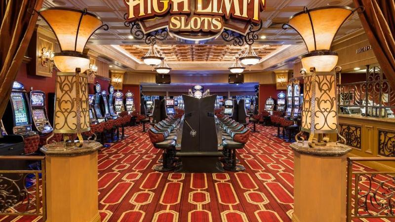 هتل Horseshoe Bossier Casino &
