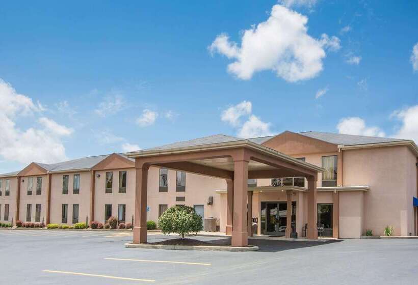 فندق Howard Johnson By Wyndham Beckley