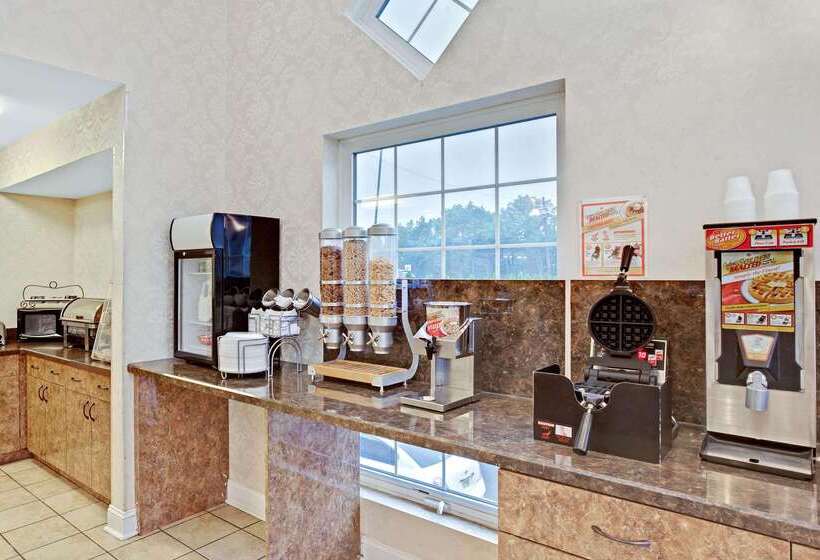 فندق Howard Johnson By Wyndham Blackwood Near Philadelphia