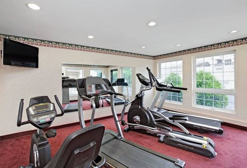 فندق Howard Johnson By Wyndham Blackwood Near Philadelphia