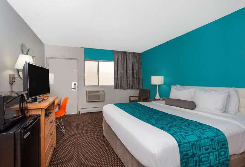 בית מלון כפרי Howard Johnson By Wyndham Colorado Springs