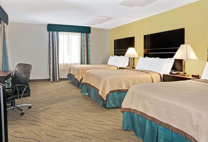 酒店 Howard Johnson By Wyndham Houston Heights/downtown