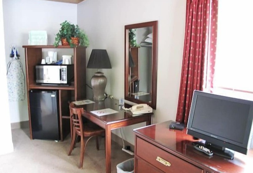 酒店 Hudson Manor Inn