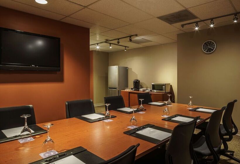 فندق Hyatt Regency Orlando International Airport