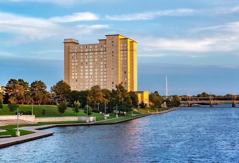 호텔 Hyatt Regency Wichita