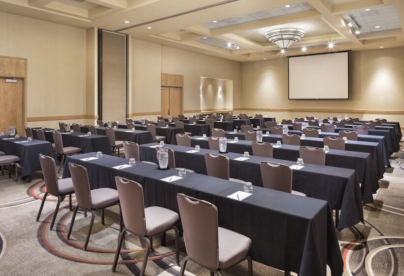 בית מלון כפרי Hyatt Centric Chicago Ohare