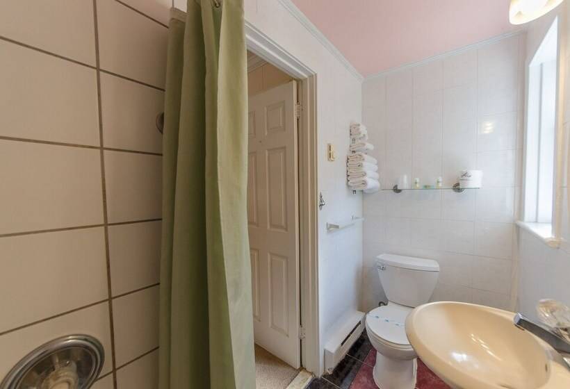 فندق Hyland Motor Inn