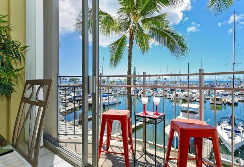 Отель Ilikai Marina Vacations