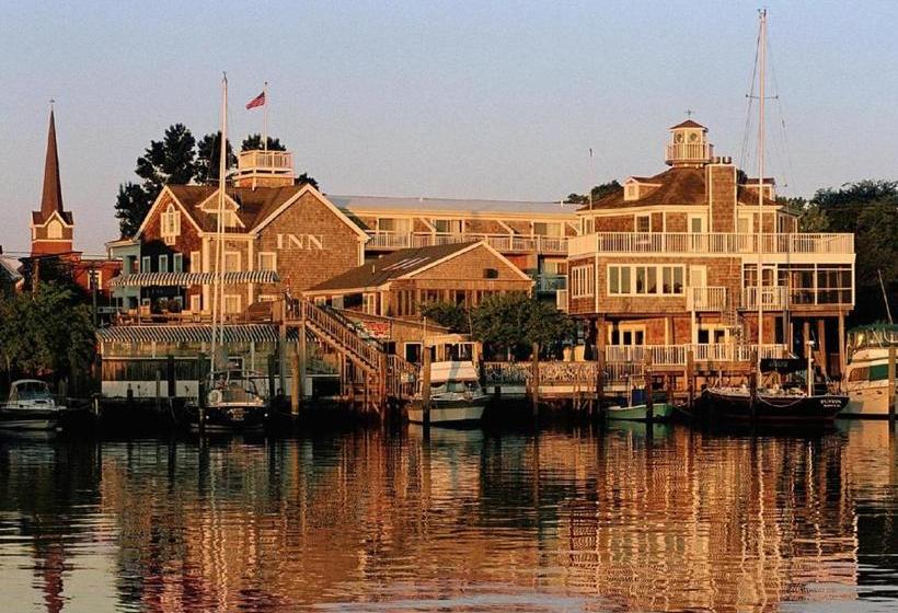 Отель The Inn At Canal Square