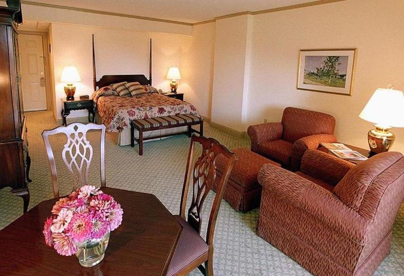 Отель The Inn At Canal Square