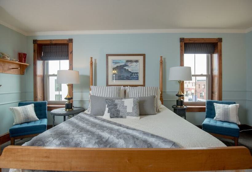 בית מלון כפרי Inn At Cedar Crossing