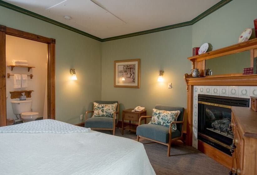 בית מלון כפרי Inn At Cedar Crossing