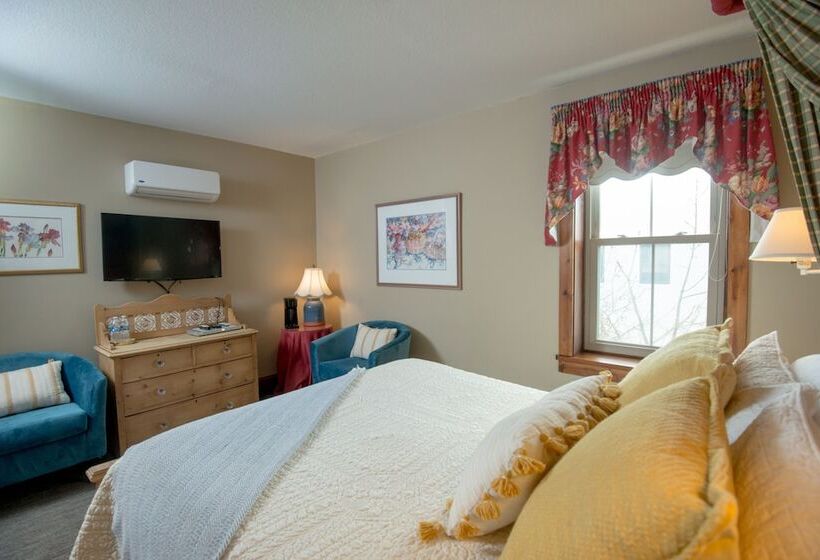 בית מלון כפרי Inn At Cedar Crossing