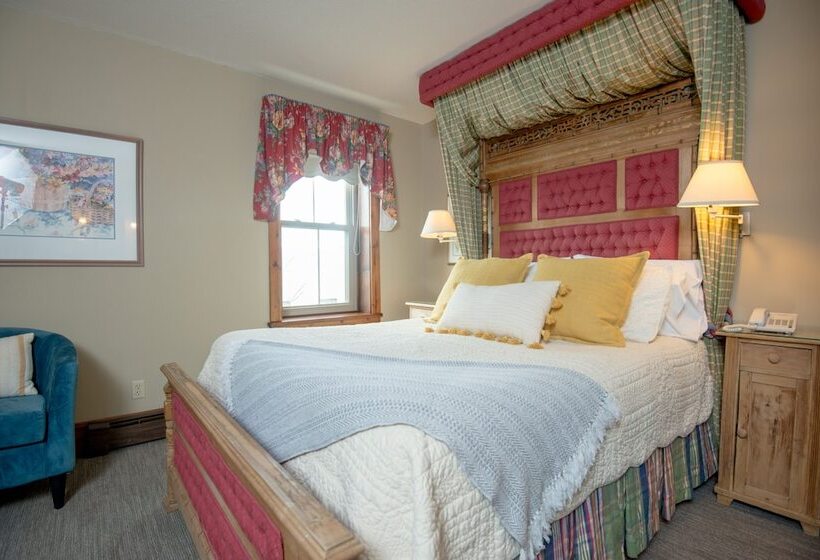 בית מלון כפרי Inn At Cedar Crossing