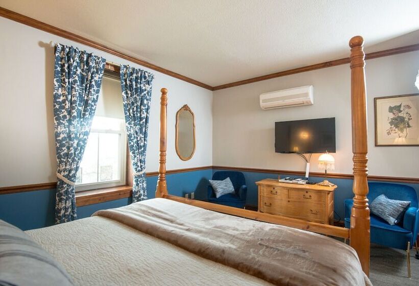 בית מלון כפרי Inn At Cedar Crossing