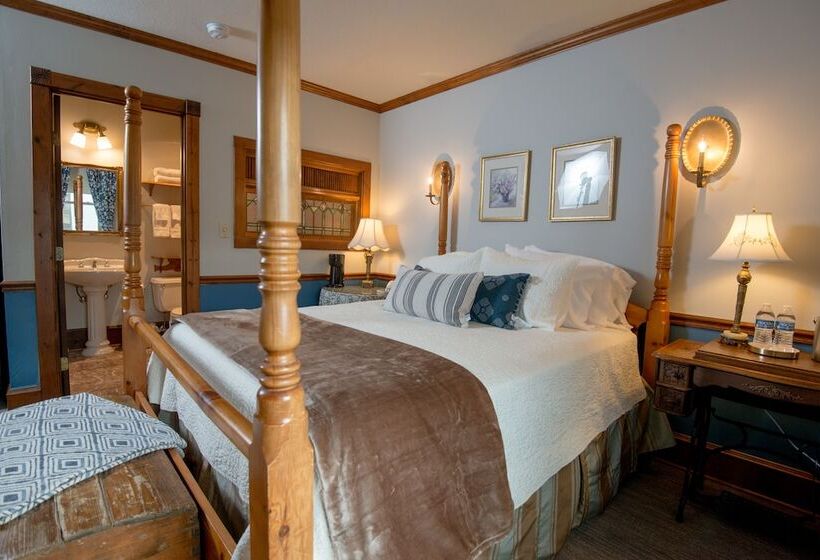 בית מלון כפרי Inn At Cedar Crossing