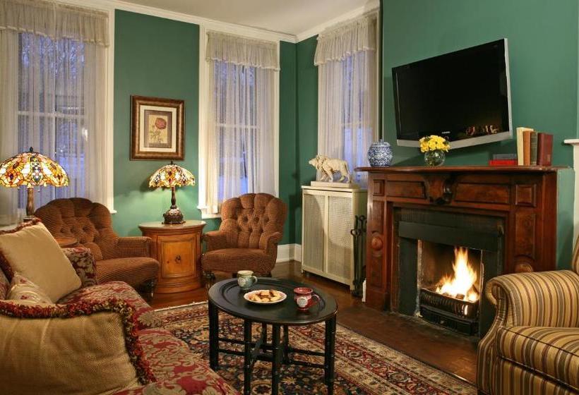 ホテル The Inn At Cooperstown