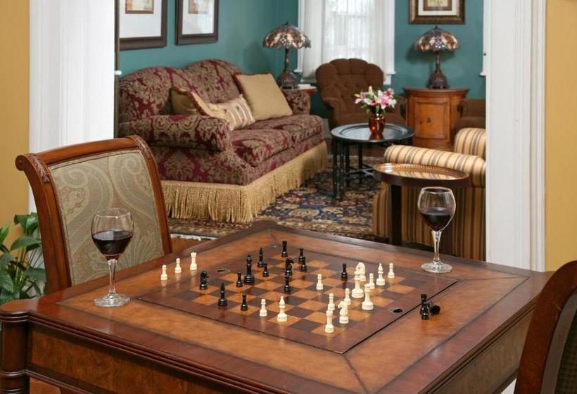 ホテル The Inn At Cooperstown