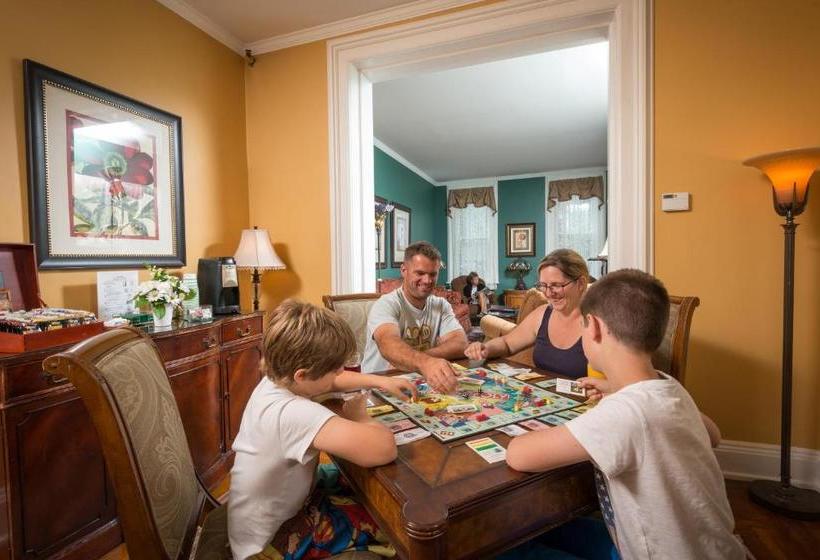 ホテル The Inn At Cooperstown