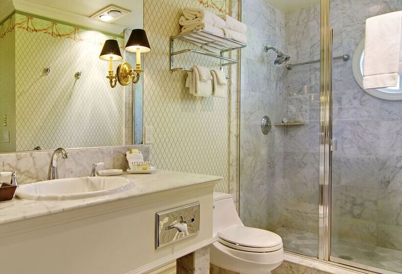 فندق Inn At Depot Hill