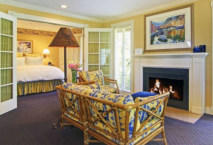 فندق Inn At Depot Hill