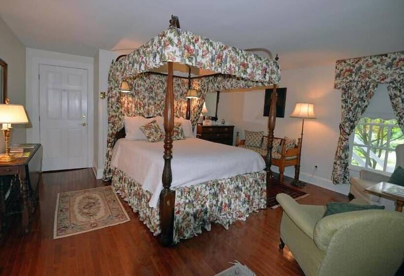 ホテル Inn At Monticello