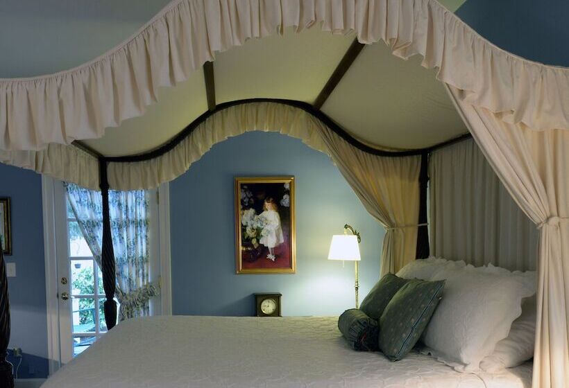 ホテル Inn At Monticello