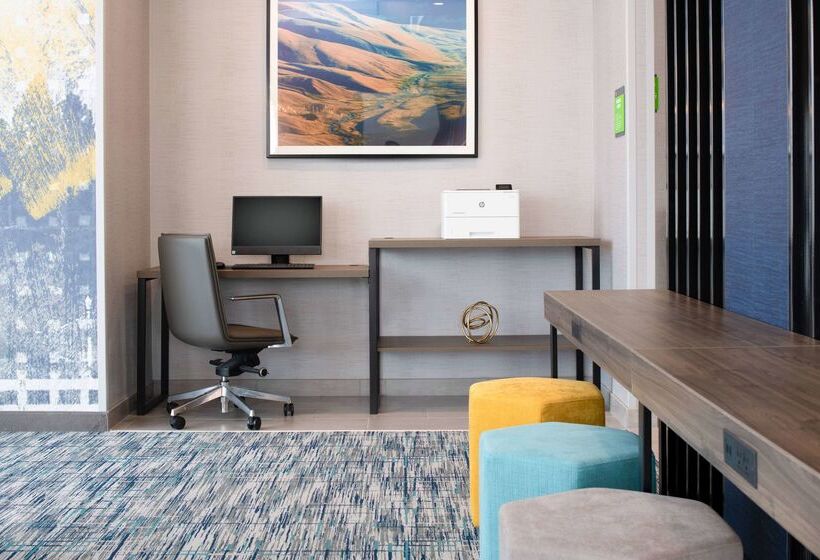 호텔 La Quinta Inn & Suites By Wyndham Spokane Downtown