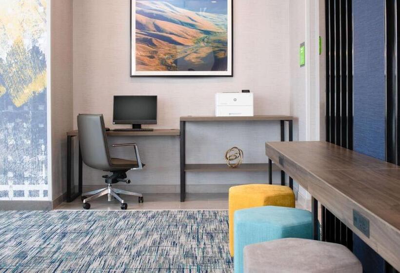 호텔 La Quinta Inn & Suites By Wyndham Spokane Downtown