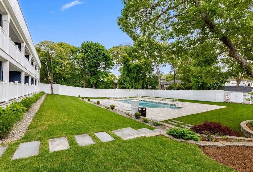 فندق Pelham On Main