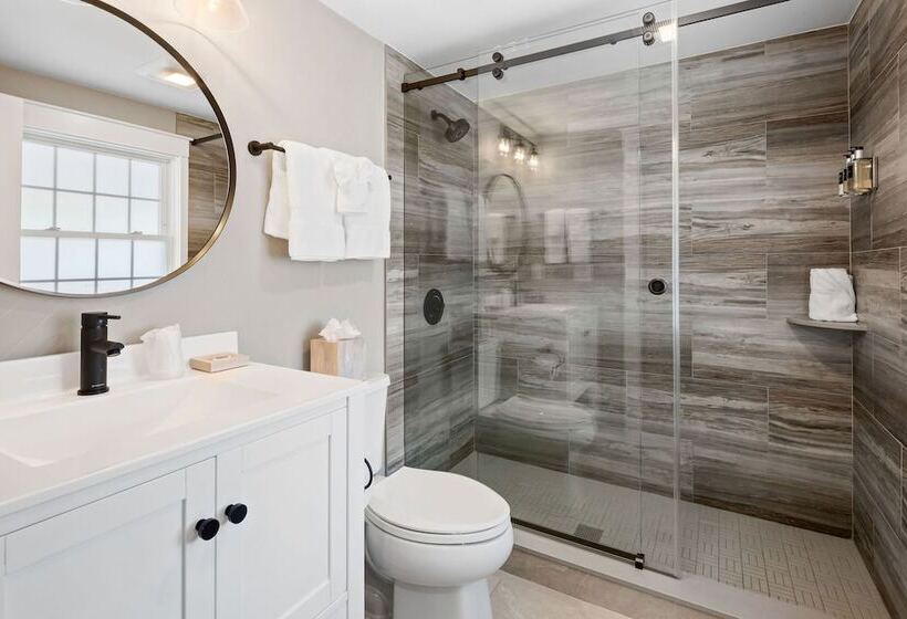 فندق Pelham On Main