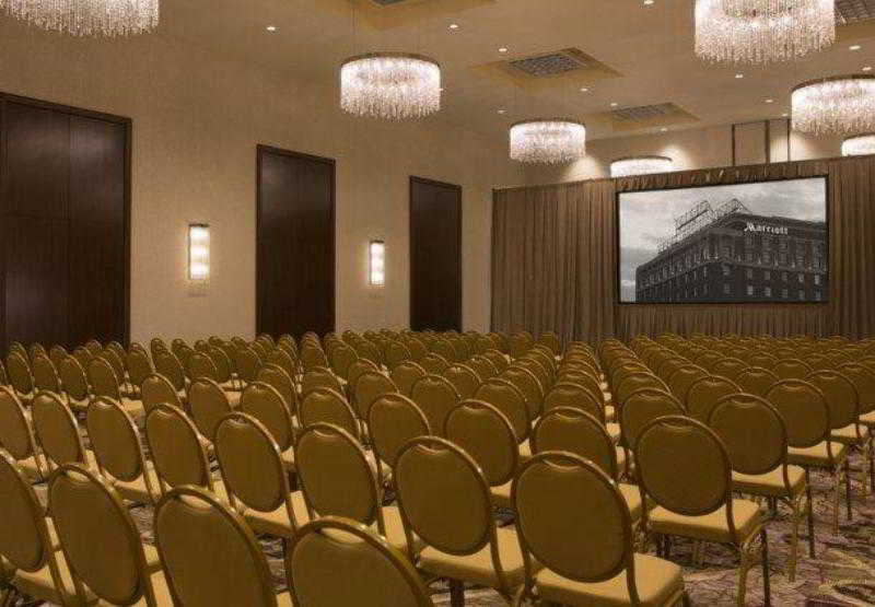 فندق Peoria Marriott Pere Marquette