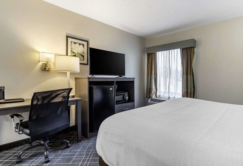 فندق Quality Inn