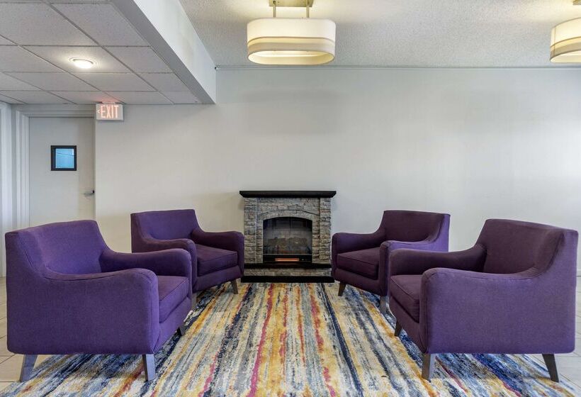 فندق Quality Inn